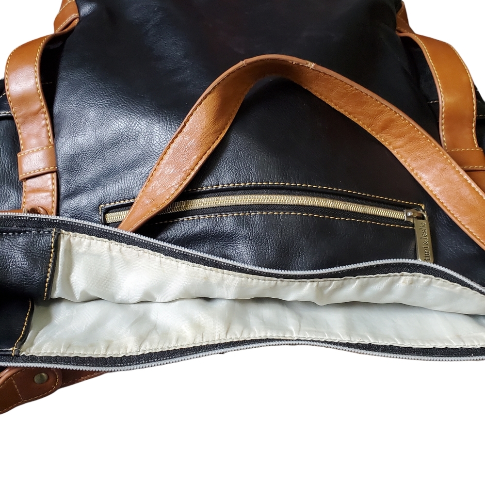 Timi & Leslie The Marcelle Convertible Bag/ Diaper Bag/Work Bag - Picture 9 of 16